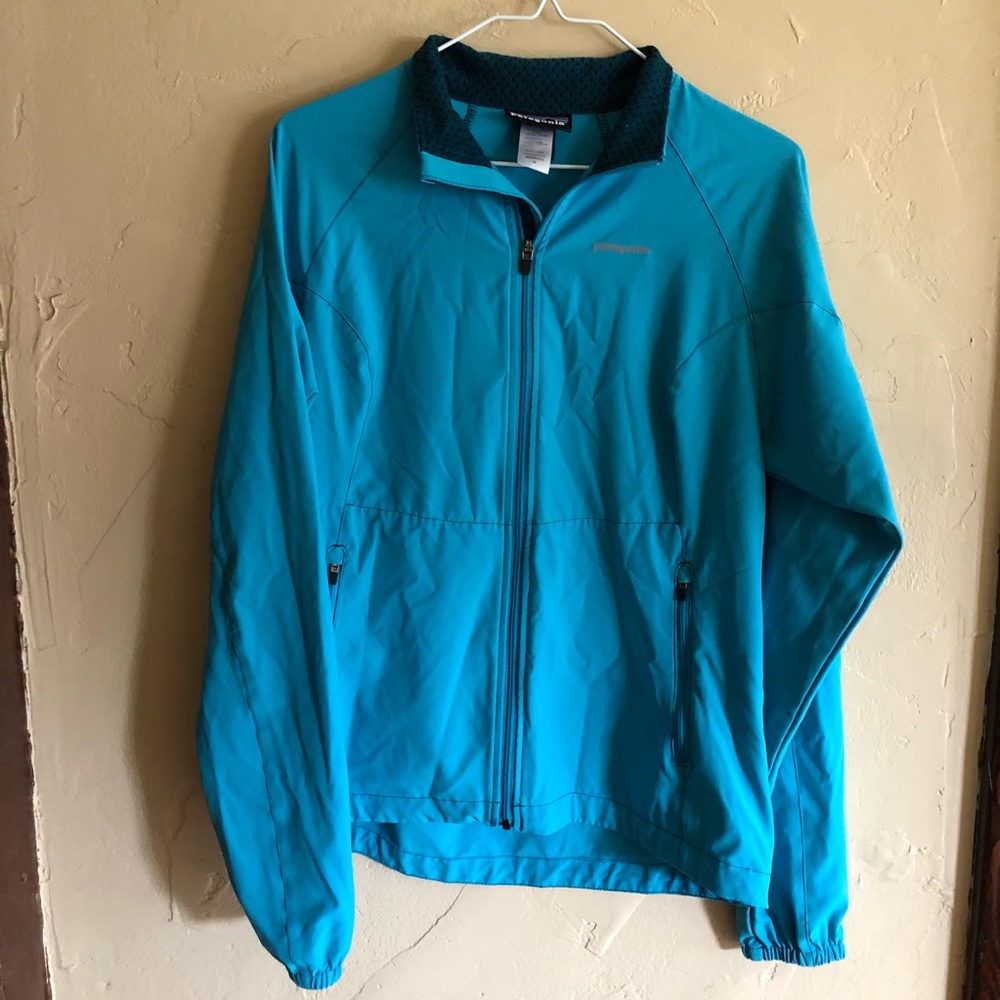 PATAGONIA women’s blue zip up spandex jacket